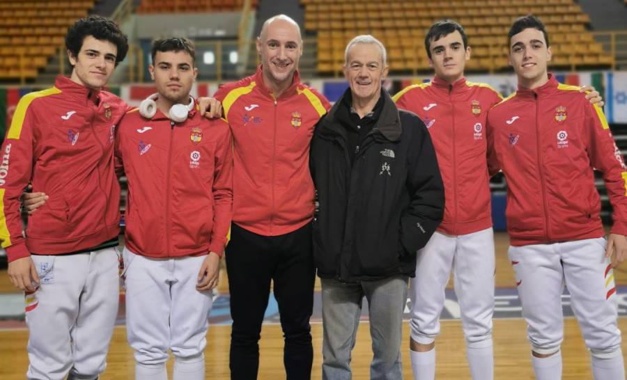 Javier Gormaz llega al top 16 en la Copa del Mundo sub-20 de esgrima en Heraklion en individual y por equipos