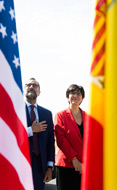 Susana Pérez Quislant, alcaldesa de Pozuelo, junto a James Costos, embajador de Estados Unidos (Se abre en ventana nueva)